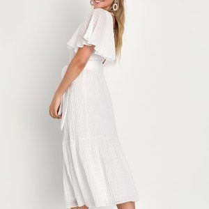 NWT Lulu's Divine Aesthetic White Flutter Sleeve Midi Dress (Small)